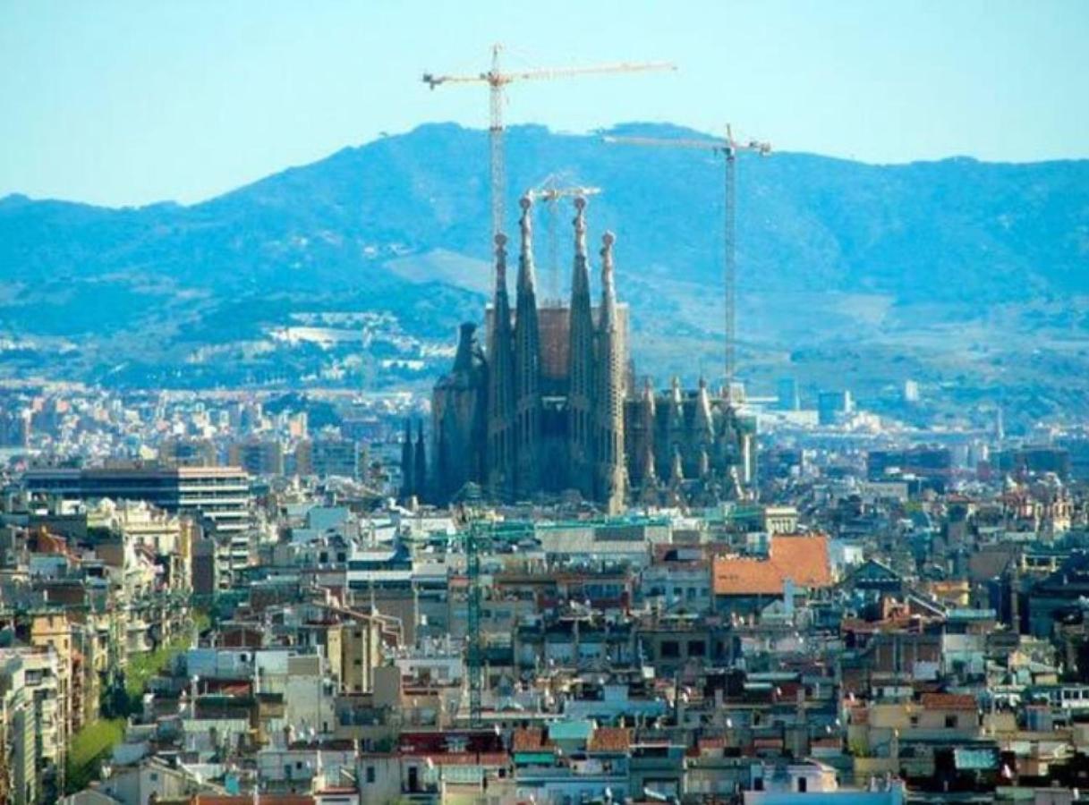 Ramblasrentals Cozy Renovated 2Br With Balcony Lift 20M Rambla - Parking - Wifi バルセロナ エクステリア 写真