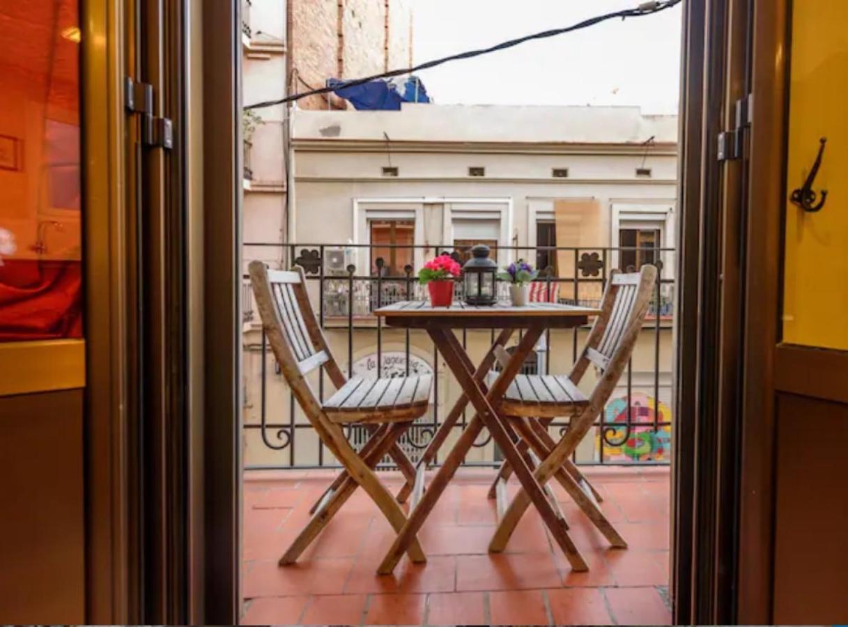 Ramblasrentals Cozy Renovated 2Br With Balcony Lift 20M Rambla - Parking - Wifi バルセロナ エクステリア 写真