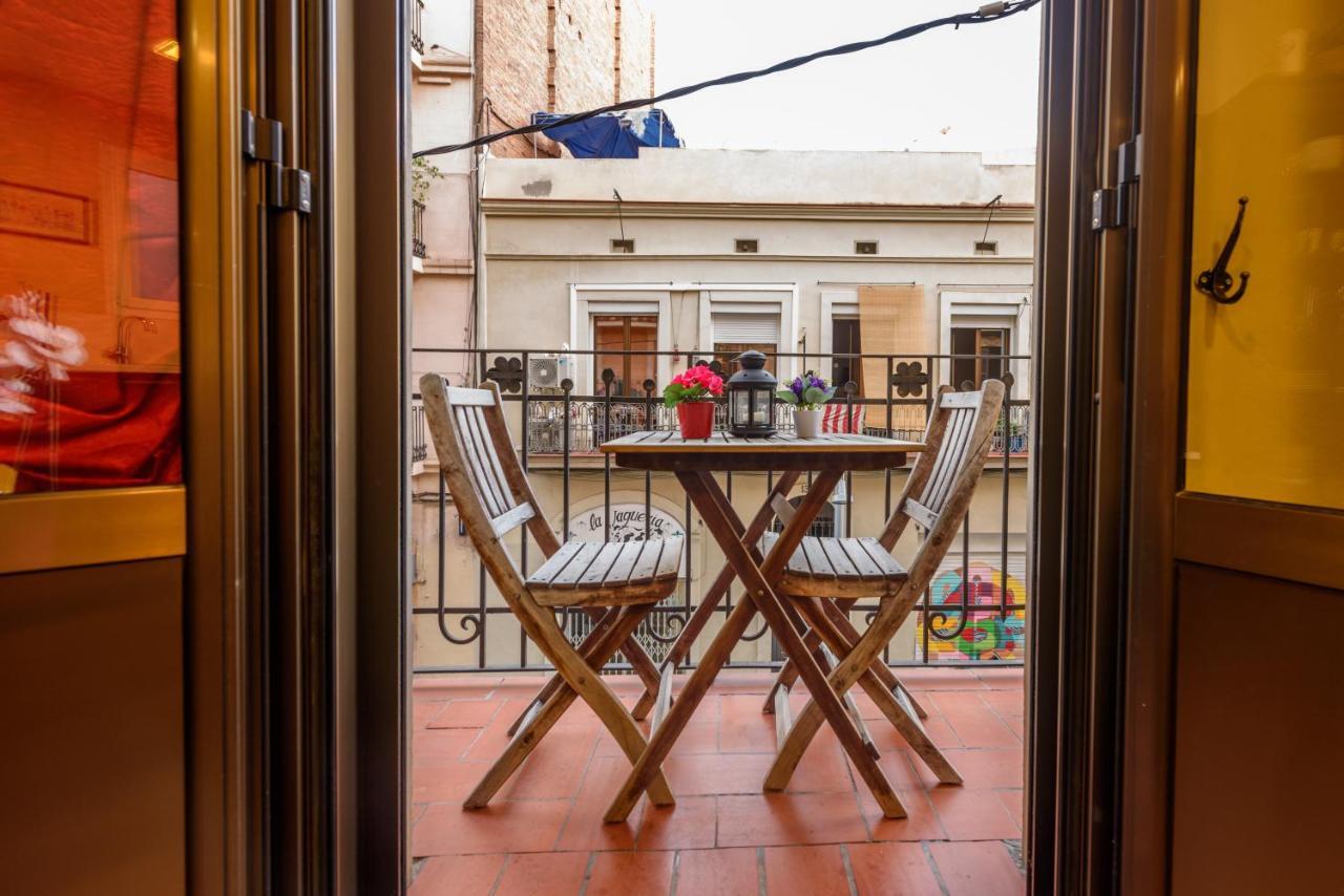Ramblasrentals Cozy Renovated 2Br With Balcony Lift 20M Rambla - Parking - Wifi バルセロナ エクステリア 写真